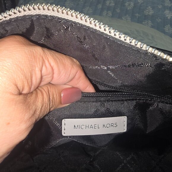 Michael Kors Mercer Medium Color-Block Belted Satchel - Picture 5 of 6